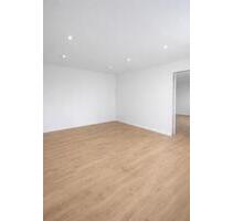 Helle 2-Zimmer-Wohnung - Erstbezug nach Sanierung - Augsburg Innenstadt