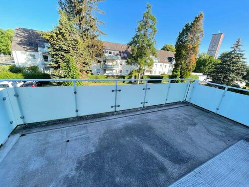 Foto - *Schöner Balkon*Charmante Dachgeschosswohnung in grüner Lage*