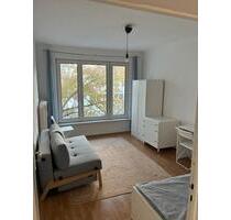 1 Room in a 2 People Apartment Potential Long Term - Berlin Mitte