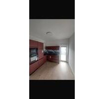 WG Zimmer Sennfeld - 530,00&nbsp;EUR Kaltmiete, ca.&nbsp; 100,00&nbsp;m&sup2; in Sennfeld (PLZ: 97526)