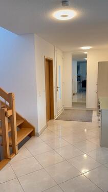 Foto - Doppelhaushälfte mit Große Garage und Pool