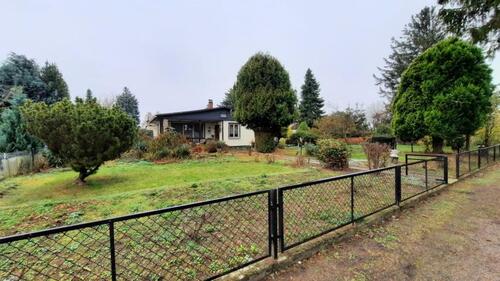Foto - Massive große Gartenlaube auf Pachtgrundstück