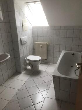 Foto - Leben auf dem Land - kleine 2 Zimmer-Dachgeschoss-Wohnung!