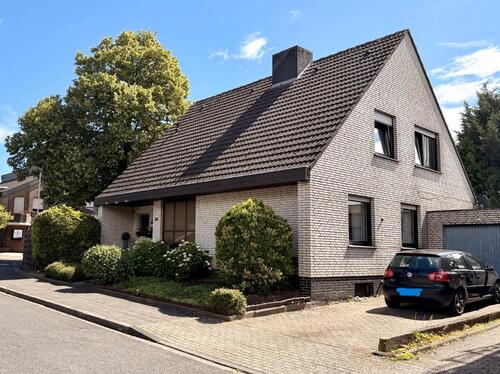Foto - PROVISIONSFREI freistehendes EFH in 1A Wohnlage in Sonsbeck