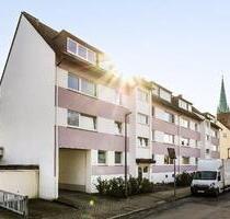 Modernisierte 3,5-Zimmer-Whg. mit Balkon, Einbauküche &Stellplatz - Essen Stadtbezirk V