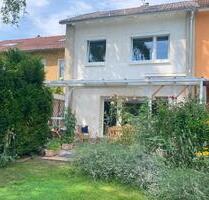 Charmante Doppelhaushälfte einer Reihenhausanlage - Berlin Reinickendorf