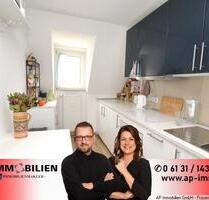 OBERSTADT - Dachgeschosswohnung, 2 Zimmer, Küche, Bad - Mainz