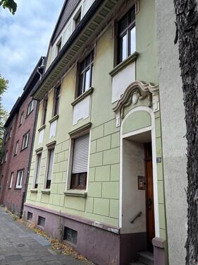 Foto - 3 Familien Haus für die Familie mit Werkstatt