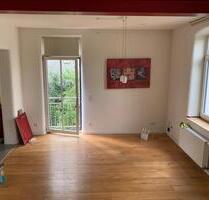 Schöne helle 5-Zimmer-Altbauohnung in H-Groß-Buchholz - Hannover Misburg-Anderten