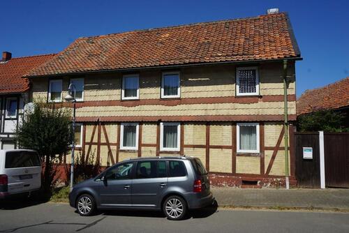 Foto - Haus mit Nebengelass und Garten in Dedeleben