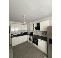 2 Zimmer Wohnung MIT MÖBELÜBERNAHME - Köln Kalk