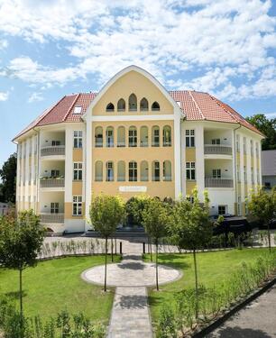 Foto - Exklusive 68m² 2-Zimmer Altbauwohnung mit Loggia in Sellin Rügen