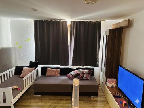 Foto - Ein Kleines1-zimmer appartment steht