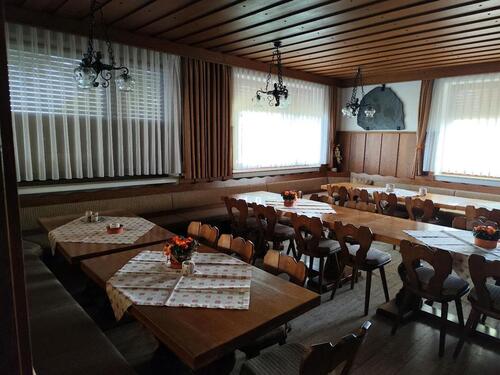 Foto - 23 Zimmer Einfamilienhaus zum Kaufen in Riesbürg