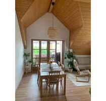 Top-gepflegte DG-Wohnung mit 2 Balkonen, Tiefgarage 77qm WNfl - Peiting