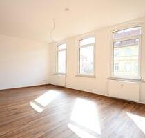 große 3-Raum-Wohnung inklusive neuer Einbauküche - Bernburg (Saale)
