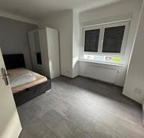 Zimmer in WG - 550,00&nbsp;EUR Kaltmiete, ca.&nbsp; 18,00&nbsp;m&sup2; in Esslingen am Neckar (PLZ: 73733) Brühl