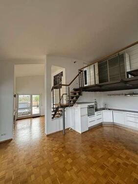 Foto - 1 Zimmer Penthouse Wohnung im 5. OG in Stuttgart-Bad Cannstatt