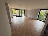 Foto - Helle, renovierte 3-Zimmer-Whg. mit Balkon & EBK – 92 m² 40667