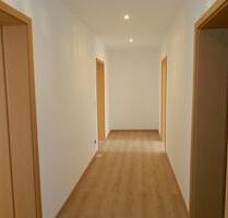 Helle renovierte 3-Zimmer Wohnung mit Balkon–Nähe Leipzig–ab sofo - Schkeuditz