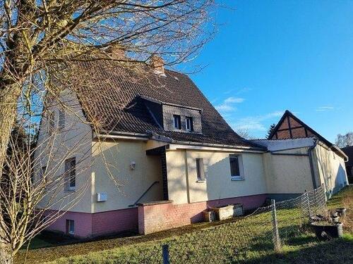 Foto - Einfamilienhaus freistehend mit großer Garage