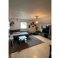 2 Zimmer Dachgeschoss Wohnung in Ellhofen - Weinsberg