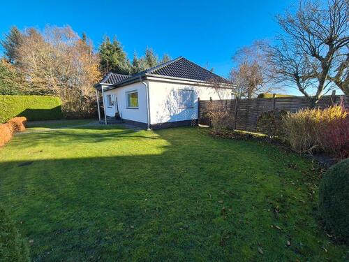 Foto - Einfamilienhaus in traumhafter Lage mit idyllischen Wäldchen