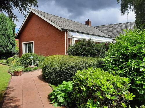 Foto - Einfamilienhaus Bungalow in Varel-Obenstrohe