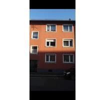 Gepflegte Wohnung mit Garten, Carport und ausgebautem Dachzimmer - Aschaffenburg Gailbach