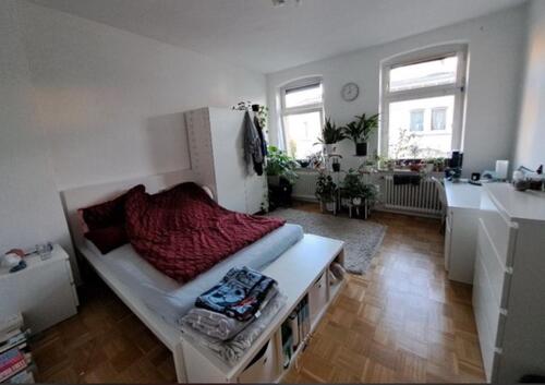 Foto - Helles WG-Zimmer in der Innenstadt