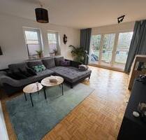 lichtdurchflutete Maisonettewohnung mit Loggia und neuer EBK in Loga - Leer (Ostfriesland)