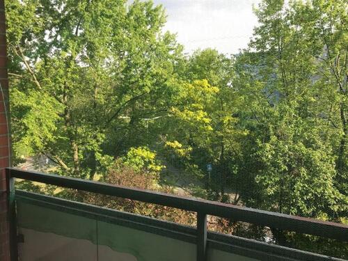 Foto - Aussicht auf die Frankfurer Skyline: günstige 1-Zimmer-Single-Wohnung