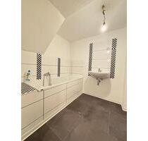 2-Raumwohnung im Dachgeschoss! - 225,00 EUR Kaltmiete, in Annaberg-Buchholz (PLZ: 09456)