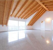 Moderne 3-Zimmer-Dachgeschosswohnung mit Klima & Fußbodenheizung - Waghäusel