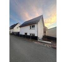 Haus zum verkaufen - 120.000,00&nbsp;EUR Kaufpreis, ca.&nbsp; 110,00&nbsp;m&sup2; in Beverungen (PLZ: 37688)