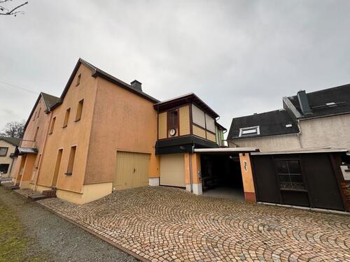 Foto - Mehrfamilienhaus, Wohnhaus in Thalheim/Erzgebirge