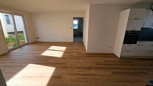 Foto - 3 Zimmer Erdgeschoßwohnung zur Miete in Sulzfeld