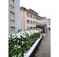 Ab 1.10.- WG-Einzelzimmer frei werdend in großer DG-Wohnung - im Zentrum von Lörrach
