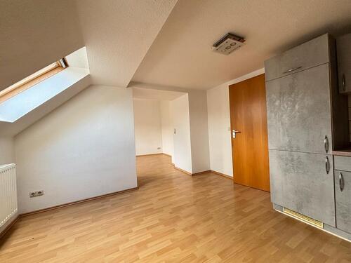 Foto - 3-Raumwohnung mit Küche! - 280,00 EUR Kaltmiete,
