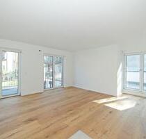 Luxoriöses Wohnen im Neubau: 2-Zimmer-Wohnung mit Einbauküche, Balkon und Terrasse in Markt Schwaben