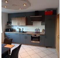 Großzügige 2-Zimmer-Wohnung in Birnfeld; ca. 72 m², EBK, Garage - Stadtlauringen