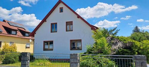 Foto - Einfamilienhaus mit großem Grundstück