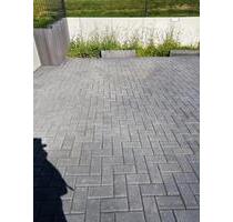 PKW Stellplatz - 30,00 EUR Miete, in Niederkassel (PLZ: 53859)