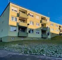 gepflegte 3-Zimmer-Wohnung im 3. OG in Obrigheim - Mosbach