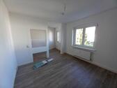 Foto - lichtdurchflutete, teilsanierte 2-Zimmer Wohnung im 1. OG der Altenburger Str. 115, Bezug ab sofort!