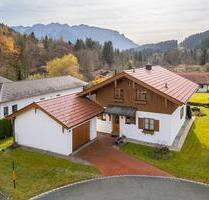 Idyllisches Einfamilienhaus mit Chalet-Charakter und Kaiserblick - Aschau im Chiemgau