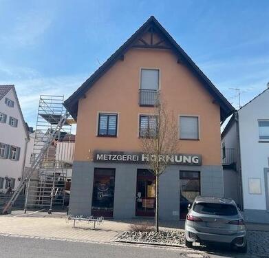 Foto - *SOFORT BEZIEHBAR* Großzügige 3 Zimmer-Dachgeschosswohnung in zentraler Lage von OberaurachTrossenfurt!