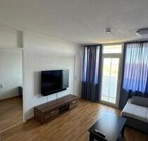 Möblierte Wohnung mit großem Balkon in Obersendling - München Sendling-Westpark