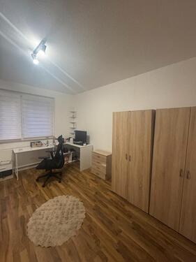 Foto - Komplet möblierte Wohnung - 405,00 EUR Kaltmiete,