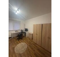 Komplet möblierte Wohnung - 405,00 EUR Kaltmiete, in Essen (PLZ: 45143) Stadtbezirk III